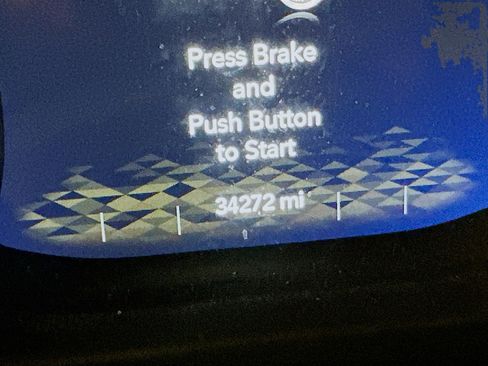 Used 2023 Jeep Wrangler Sahara w/ Cold Weather Group image 19