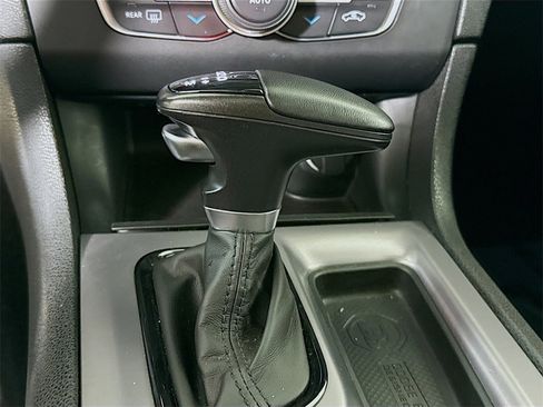 Used 2023 Dodge Charger R/T w/ Performance Handling Group image 11