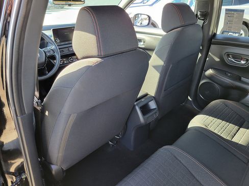 Certified 2025 Honda HR-V Sport image 12