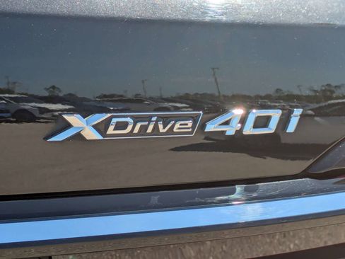 Used 2023 BMW X7 xDrive40i w/ Premium Package AWD/4WD image 14