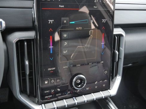 New 2026 GMC Acadia Elevation w/ Elevation Premium Package AWD/4WD image 50