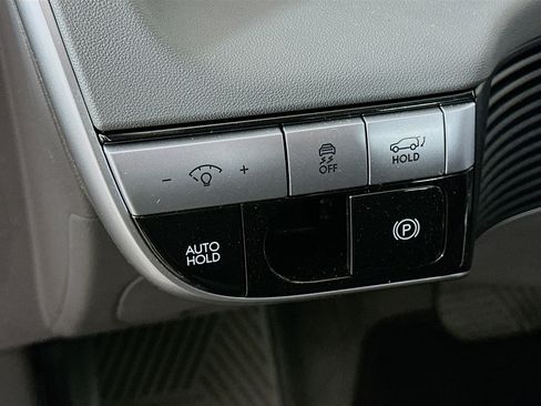 Used 2024 Hyundai Ioniq 5 SEL RWD image 17