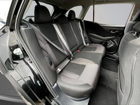 Used 2024 Subaru Outback Premium AWD/4WD image 27