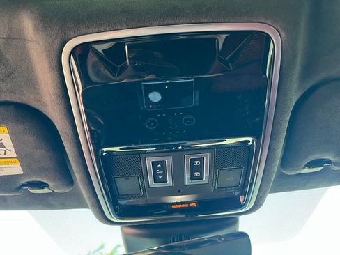 Used 2020 Land Rover Range Rover Velar SV Autobiography Dynamic AWD/4WD image 38