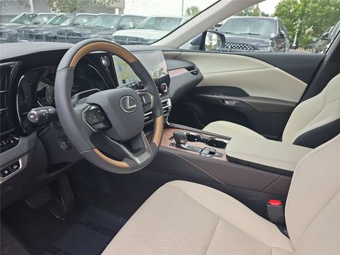 Used 2025 Lexus RX 350 Premium Plus w/ Convenience Package AWD/4WD image 17
