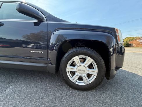 Used 2015 GMC Terrain SLE FWD image 16