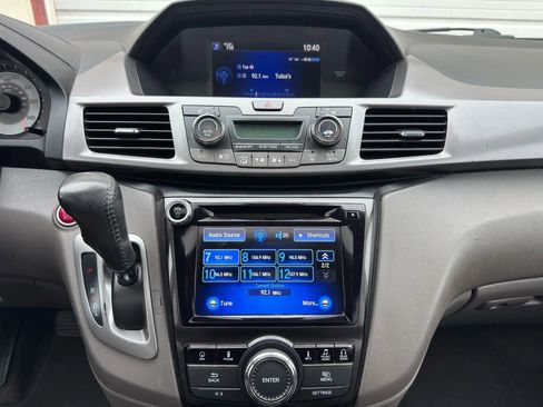 Used 2014 Honda Odyssey Touring image 26