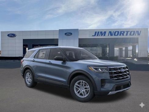 New 2026 Ford Explorer Active RWD image 9