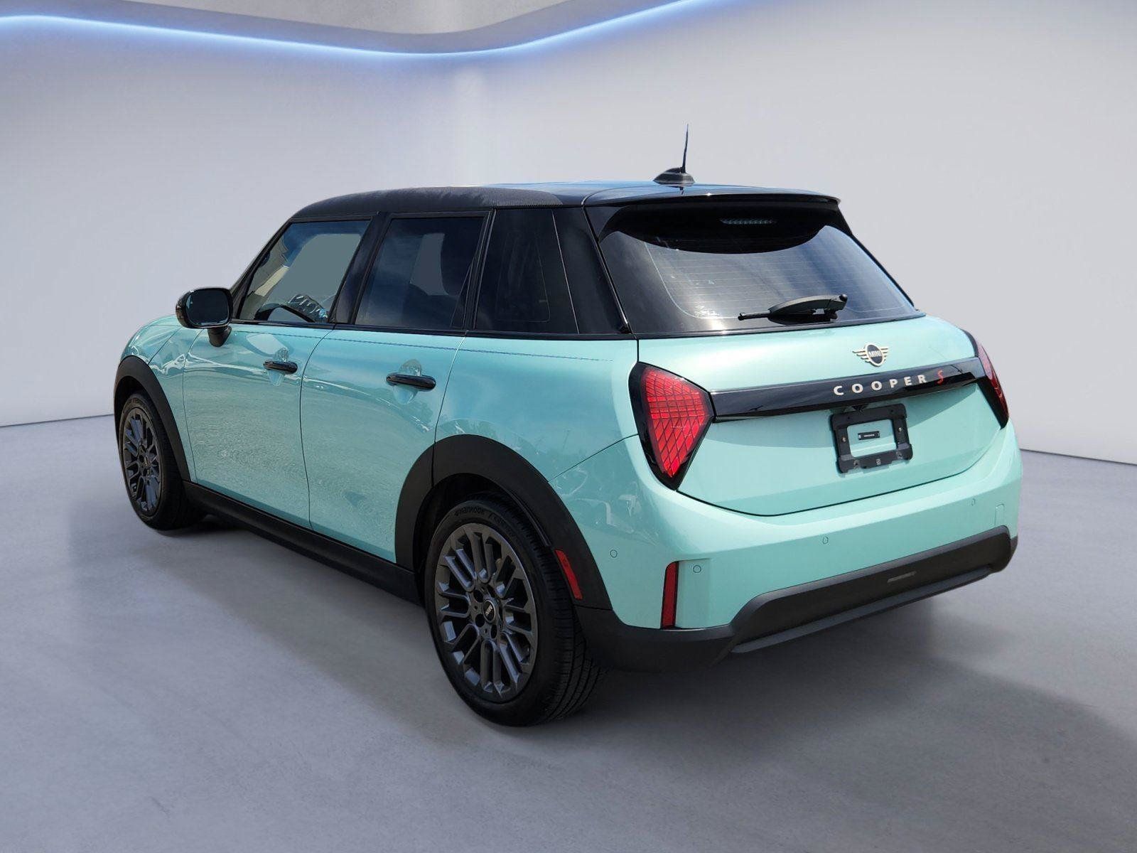 Used 2025 MINI Cooper S FWD image 5