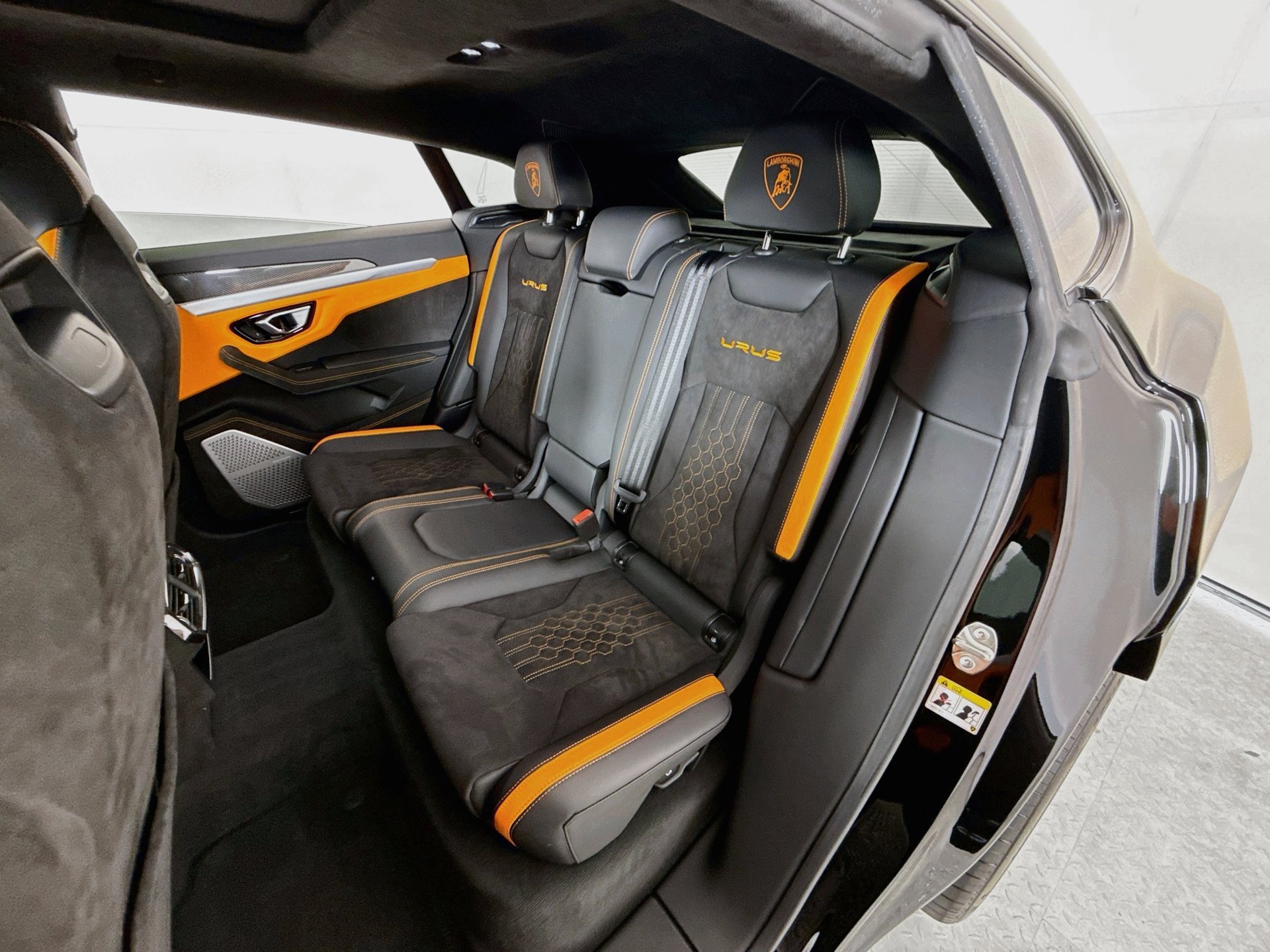 Used 2024 Lamborghini Urus S AWD/4WD image 19