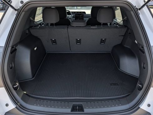 New 2027 GMC Terrain Elevation w/ Technology Package II FWD image 26