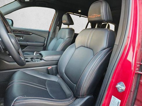 Used 2023 Honda Pilot TrailSport image 20