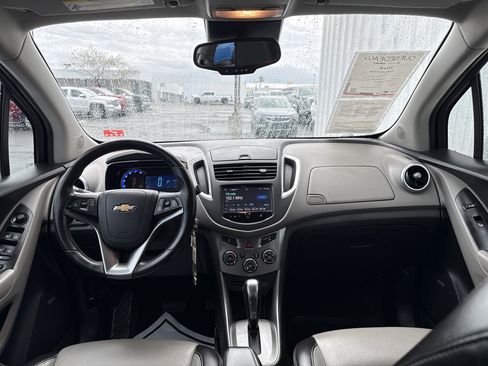 Used 2016 Chevrolet Trax LTZ w/ LPO, Cargo Package image 19