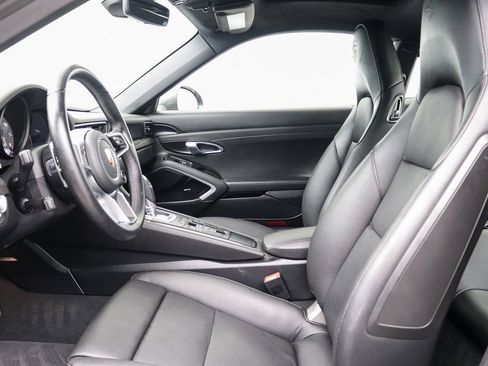 Used 2019 Porsche 911 Carrera S RWD image 18