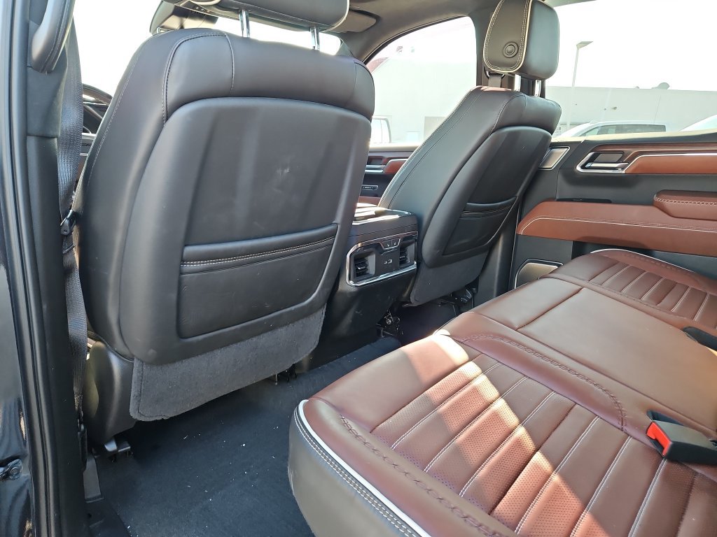 Used 2024 GMC Sierra 1500 Denali Ultimate AWD/4WD image 12