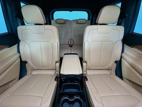 New 2026 Jeep Grand Cherokee L Summit AWD/4WD image 10