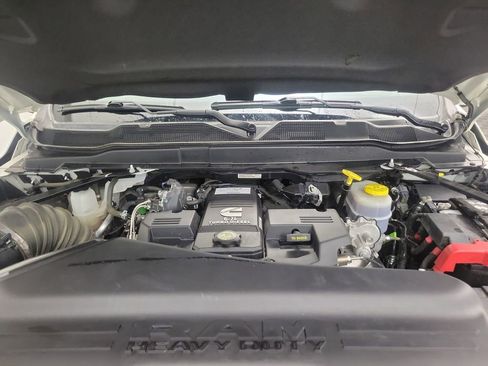 Used 2022 RAM 3500 Laramie image 31