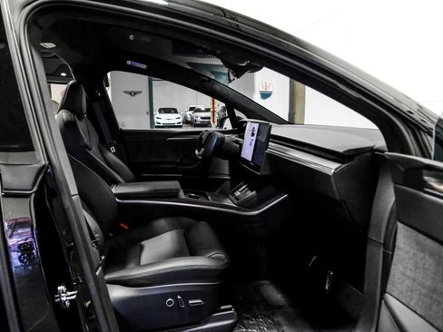 Used 2022 Tesla Model X AWD/4WD image 24