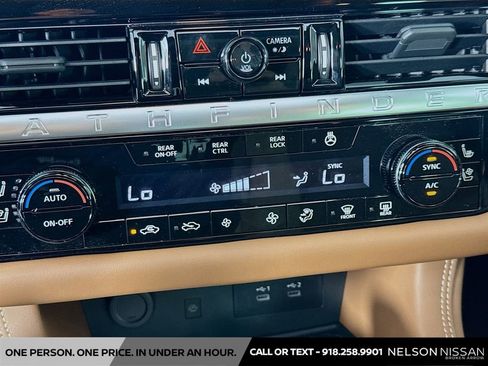 New 2026 Nissan Pathfinder Platinum AWD/4WD image 15