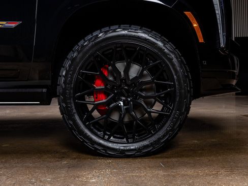 Used 2026 Cadillac Escalade V image 12