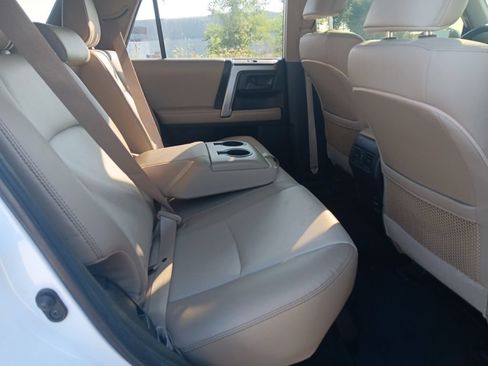 Used 2019 Toyota 4Runner SR5 Premium AWD/4WD image 21