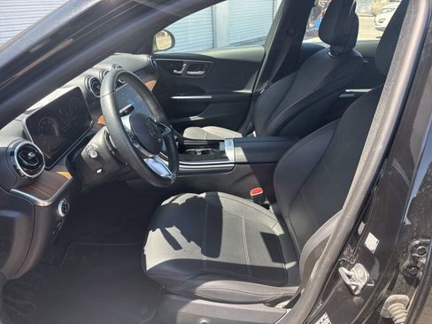 Used 2025 Mercedes-Benz C 300 Sedan image 10