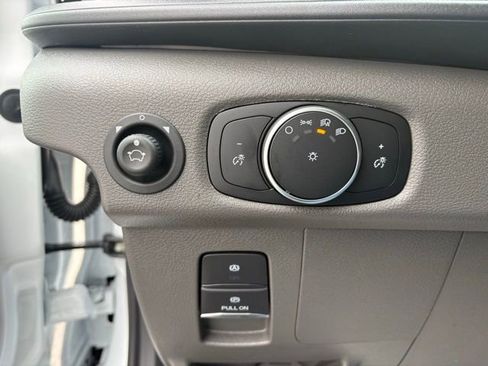 New 2026 Ford Transit 250 148 Medium Roof image 21