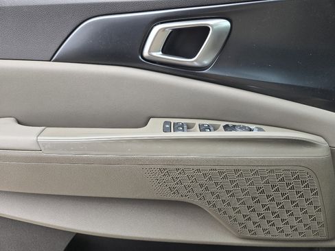 New 2026 Kia Carnival LXS image 16