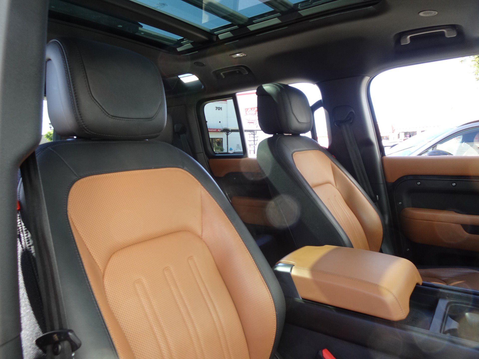 Used 2022 Land Rover Defender 110 X AWD/4WD image 21