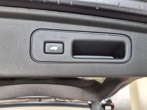 Used 2025 Honda Odyssey EX-L image 25