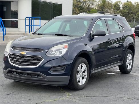 Used 2017 Chevrolet Equinox LS FWD image 34