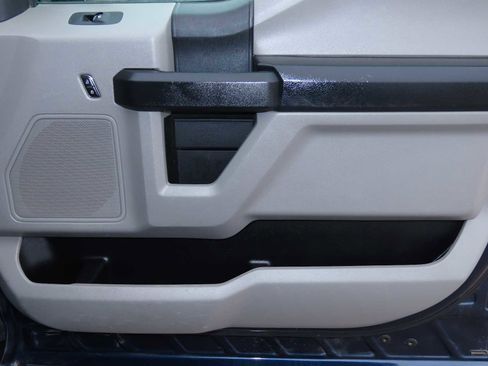 Certified 2018 Ford F250 XL w/ STX Appearance Package image 23