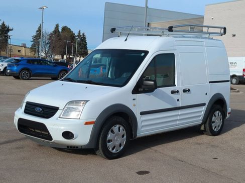 Used 2011 Ford Transit Connect XLT image 4