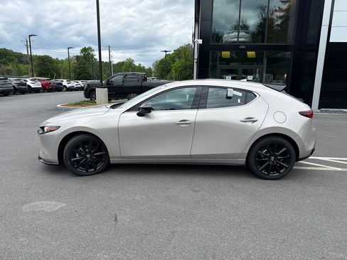 New 2026 MAZDA MAZDA3 Hatchback w/Premium Plus Pkg AWD/4WD image 2