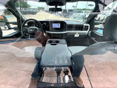 New 2024 Ford F550 2WD Regular Cab Super Duty image 7