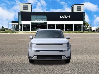 New 2026 Kia EV9 Wind
