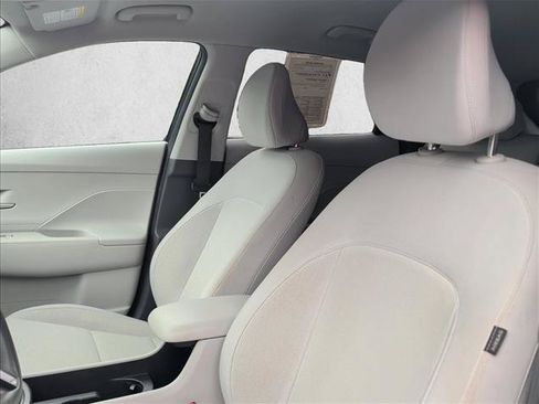 Used 2024 Hyundai Kona SEL AWD/4WD image 11