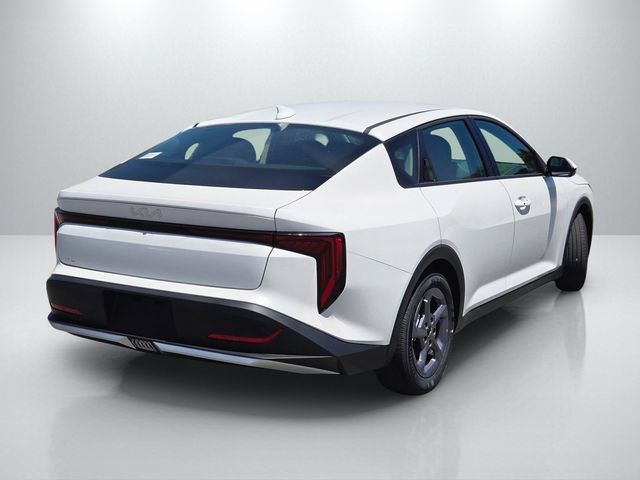 New 2026 Kia K4 FWD image 4