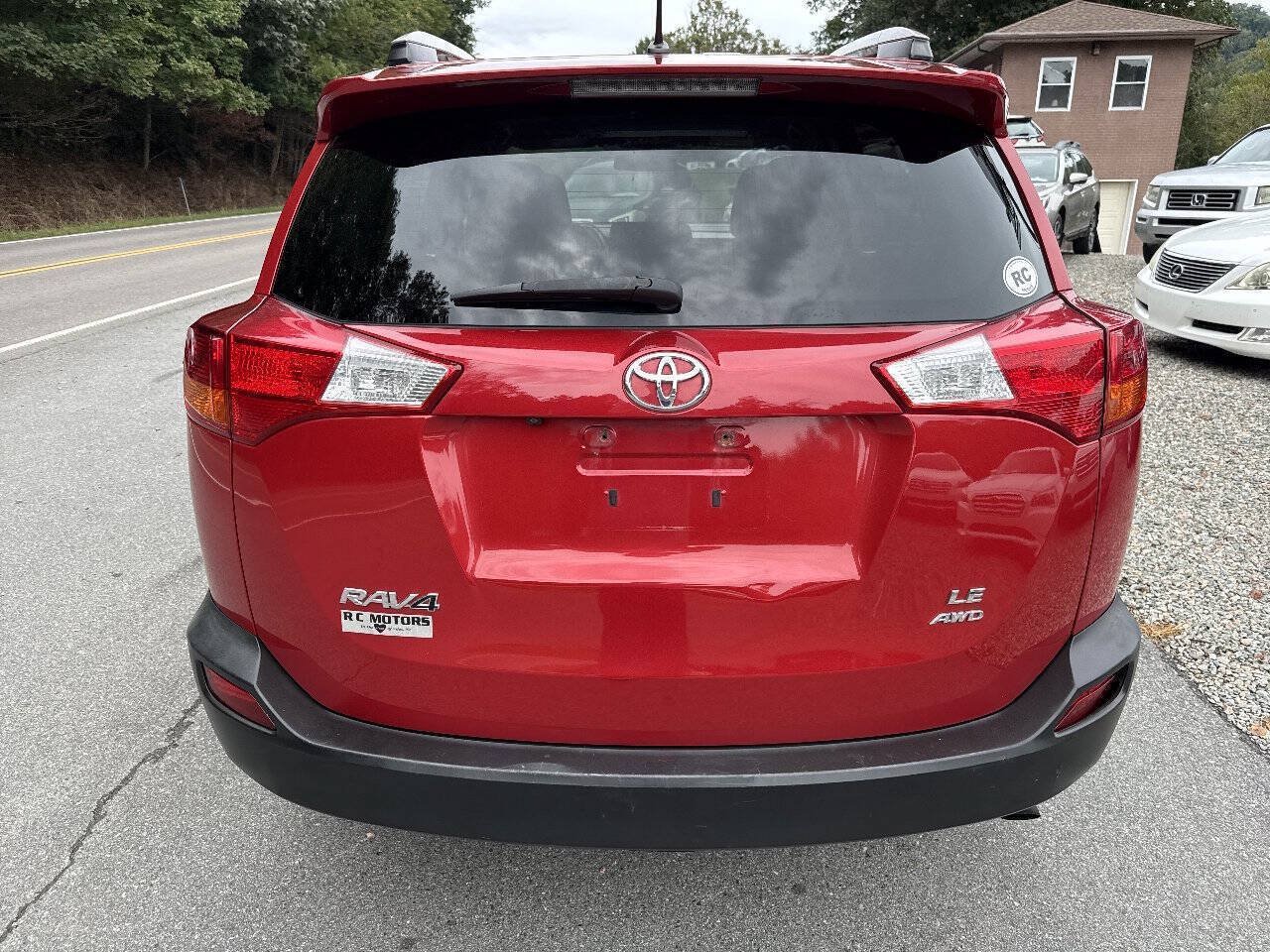 Used 2014 Toyota RAV4 LE AWD/4WD image 6