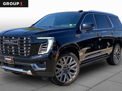 Used 2025 GMC Yukon Denali Ultimate AWD/4WD image 1