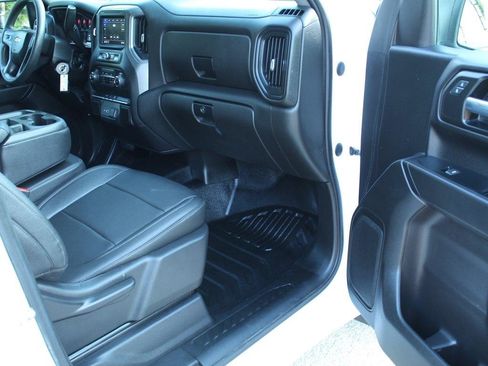 Used 2021 Chevrolet Silverado 1500 W/T w/ WT Value Package AWD/4WD image 19