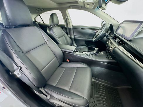 Used 2017 Lexus ES 350 image 29