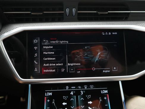 Used 2022 Audi RS 6 AWD/4WD image 91