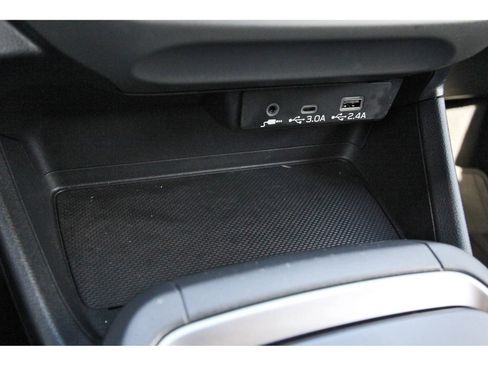 Certified 2024 Subaru Crosstrek 2.0i Premium image 27