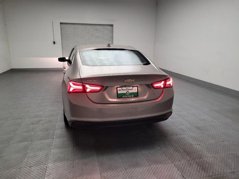 Used 2022 Chevrolet Malibu LT FWD image 6