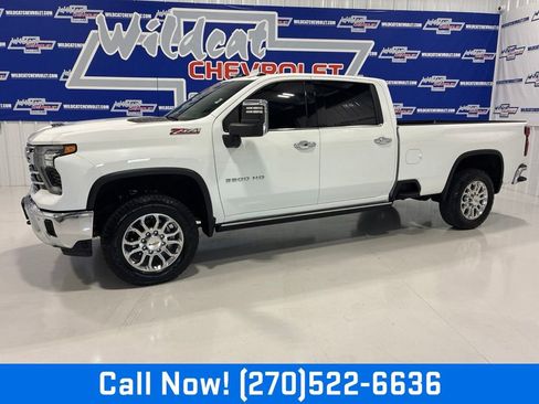 Used 2025 Chevrolet Silverado 3500 LTZ w/ LTZ Premium Package AWD/4WD image 1