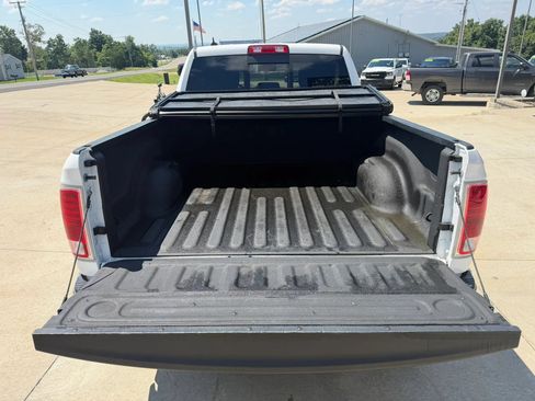 Used 2018 RAM 1500 Laramie w/ Convenience Group AWD/4WD image 44