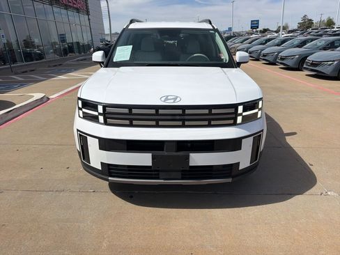 Used 2025 Hyundai Santa Fe SEL FWD image 8
