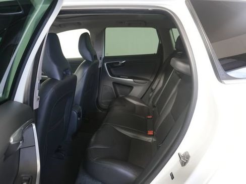 Used 2016 Volvo XC60 T5 Premier AWD/4WD image 27