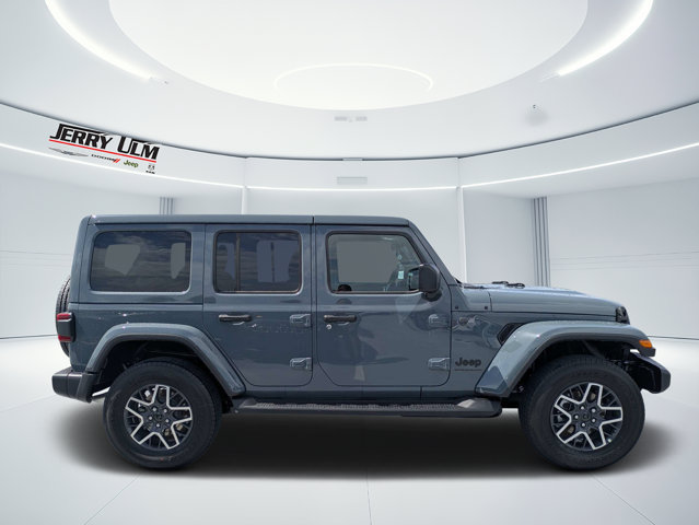 New 2026 Jeep Wrangler Unlimited Sahara AWD/4WD image 2
